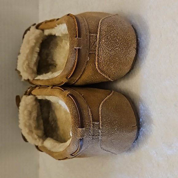 Minnetonka | Women's Tan Leather Slip-On Moccasin Indoor/Outdoor Slippers Sz 7 - Picture 5 of 12